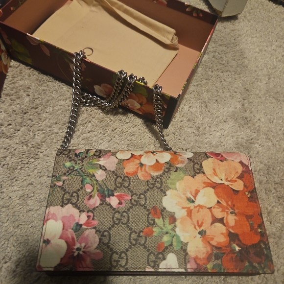 Gucci Blooms GG wallet on chain - Picture 3 of 8